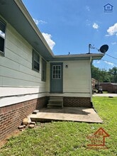 4705 Metro Park Ln in Chattanooga, TN - Building Photo - Building Photo