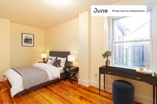 Room in Shared 3 bed/1 bath home in Boston, MA - Building Photo