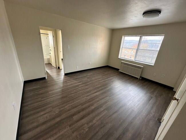 Virginia Junction in Baden, PA - Foto de edificio - Building Photo