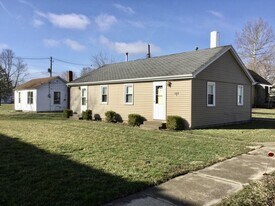 103 Eads St, Unit A in Thomasboro, IL - Building Photo