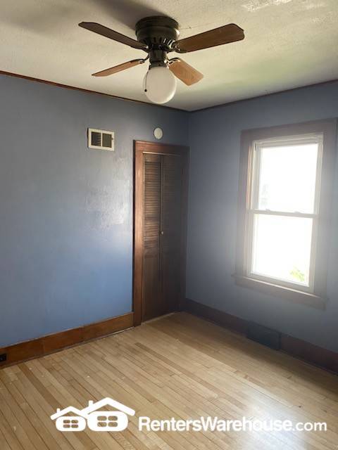 656 Walnut St in Winona, MN - Building Photo - Building Photo