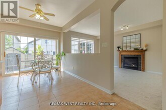 214 Castlegarth Crescent in Ottawa, ON - Building Photo - Building Photo