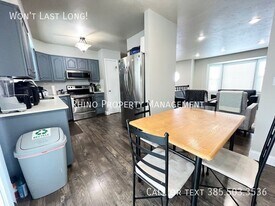 5658 S Vlg Cir in South Ogden, UT - Building Photo