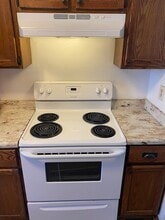 1325 Camden Way in Waukesha, WI - Building Photo - Building Photo