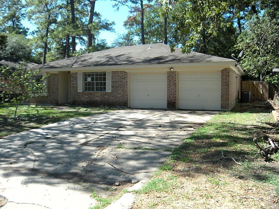 23015 Bayleaf Dr in Spring, TX - Building Photo