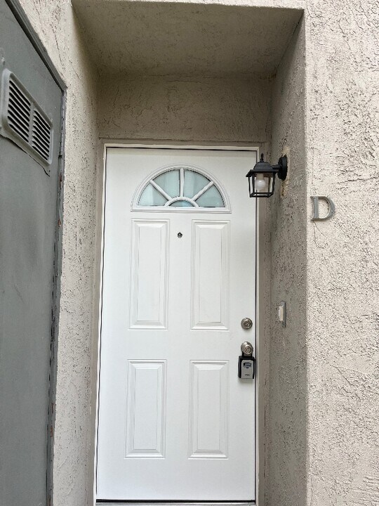 4404 Tierra Verde St in Bakersfield, CA - Building Photo
