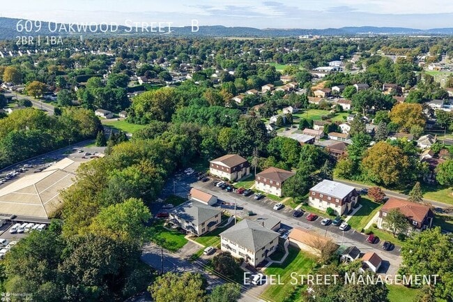 property at 609 Oakwood St