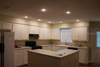 4825 Kimball Ct E in Lakeland, FL - Building Photo - Building Photo