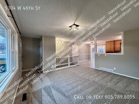 5304 W 46th St in Sioux Falls, SD - Building Photo