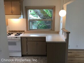 214 N Jefferson St in Eugene, OR - Building Photo - Building Photo