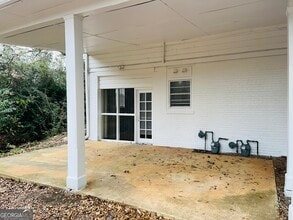 613 N Greenwood St in Lagrange, GA - Building Photo - Building Photo