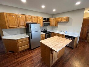 99 Robert St in Fort Atkinson, WI - Building Photo - Building Photo