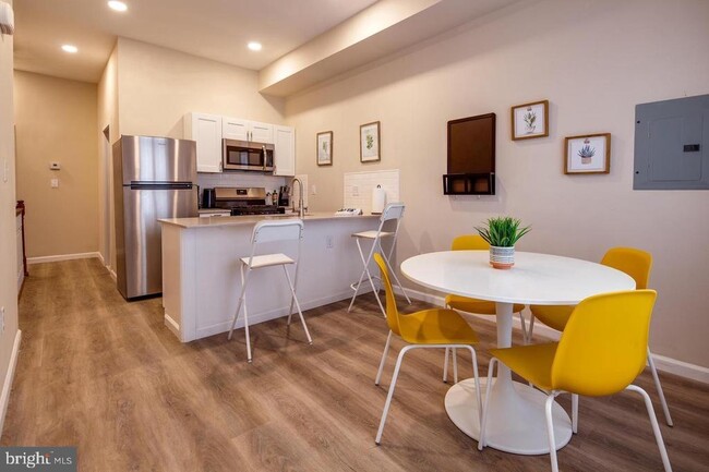 property at 4245 Ogden St