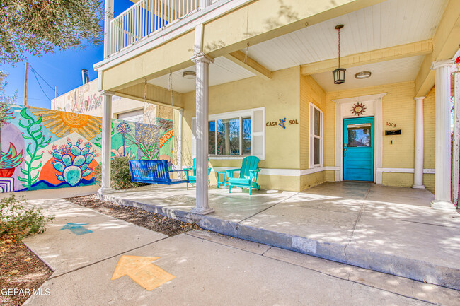 1003 Wyoming Ave in El Paso, TX - Building Photo - Building Photo