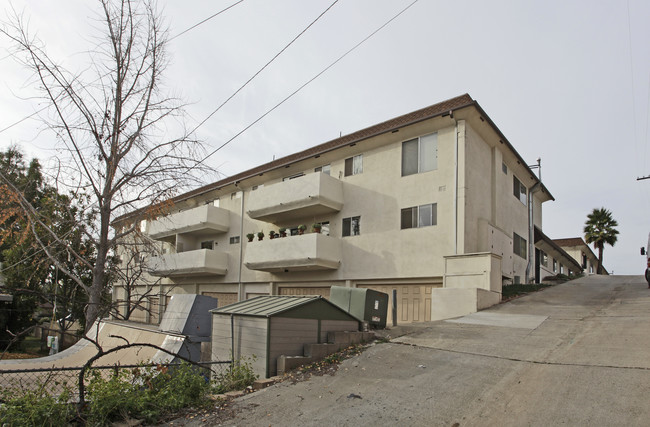 Monte Cristo Villas South in Escondido, CA - Foto de edificio - Building Photo