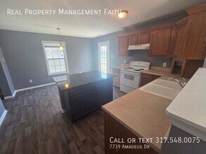 7739 Amadeus Dr in Indianapolis, IN - Building Photo - Building Photo