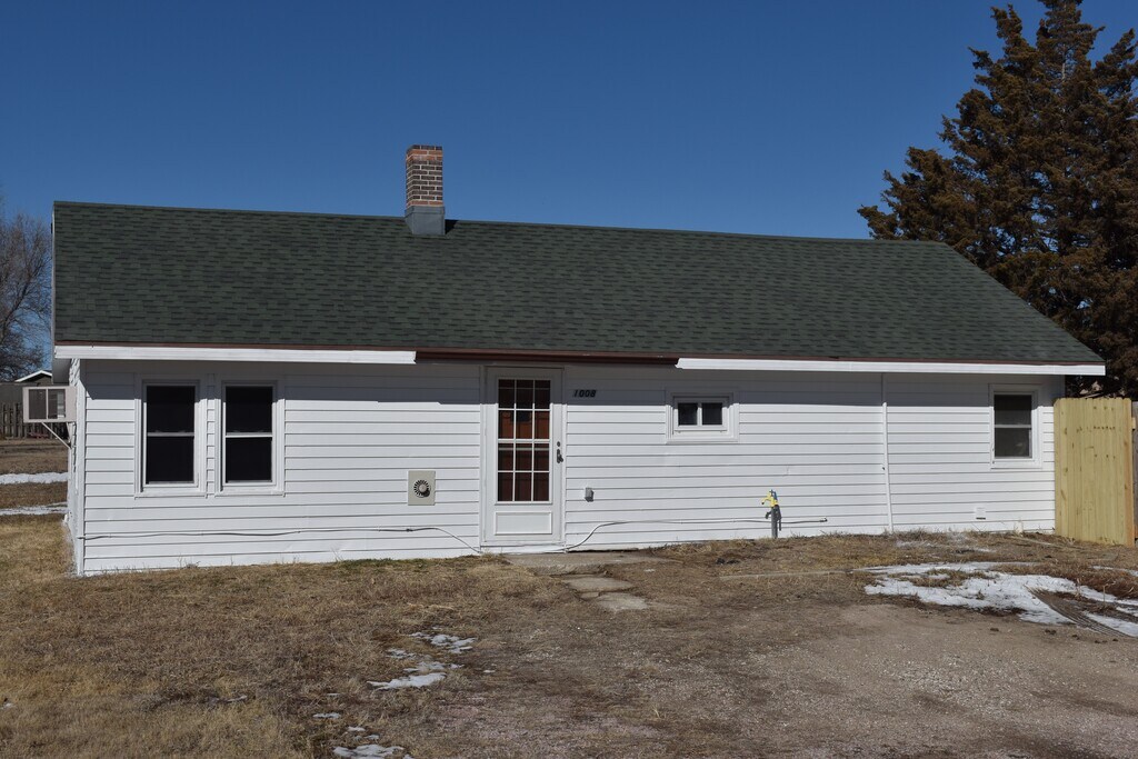 1008 W 2nd St Rentals in Valentine, NE