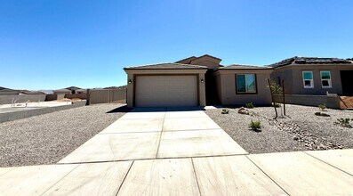 3572 Charleston Loop in Kingman, AZ - Building Photo - Building Photo