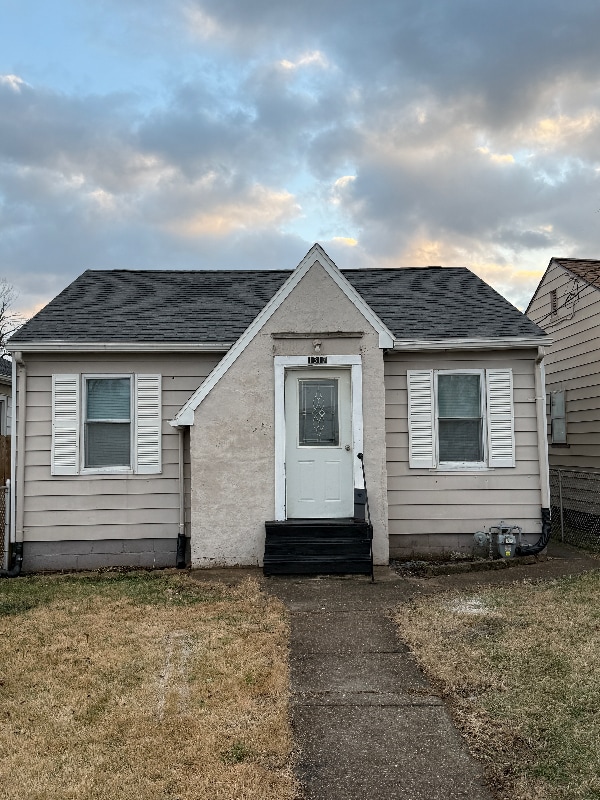 property at 1317 E Maryland St