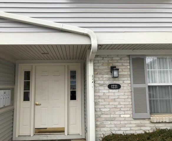 1221 Ballantrae Pl in Mundelein, IL - Foto de edificio