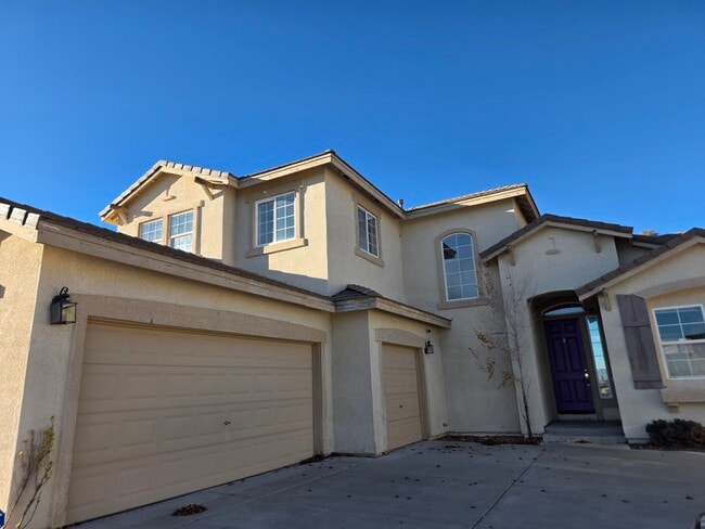 7121 Crest Hill Dr in Reno, NV - Building Photo - Building Photo