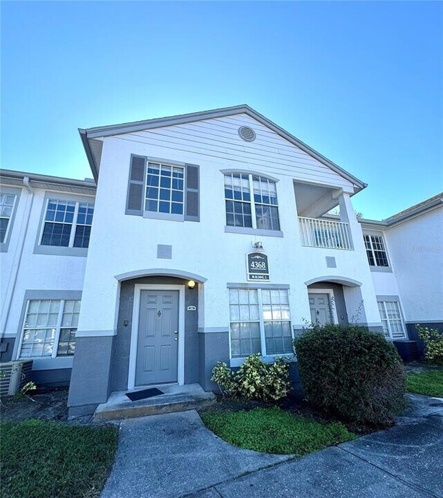 4368 S Kirkman Rd in Orlando, FL - Building Photo