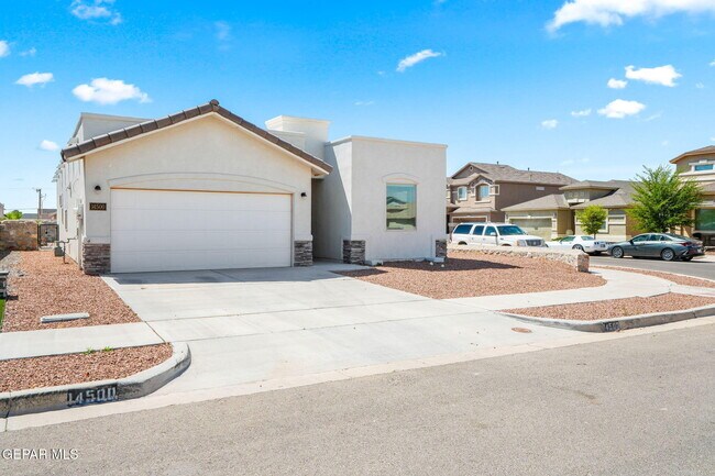 14500 Adrian Chavez Dr in El Paso, TX - Building Photo - Building Photo