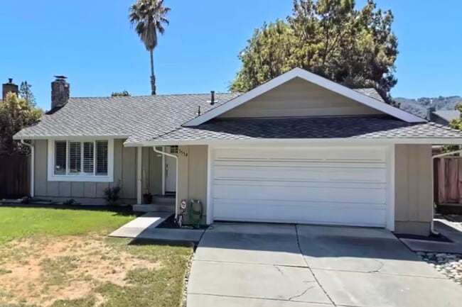 3554 Kings Canyon Ct