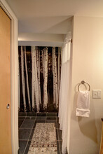 535 Summit Ave E, Unit Apt 301 in Seattle, WA - Building Photo - Building Photo