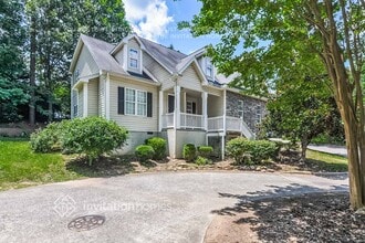 4515 Olde Stream Ct in Raleigh, NC - Foto de edificio - Building Photo