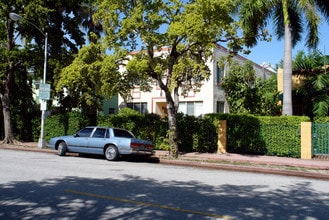 818 Jefferson Ave in Miami Beach, FL - Foto de edificio - Building Photo