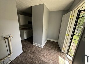 2924 N Euclid Ave in Indianapolis, IN - Building Photo - Building Photo