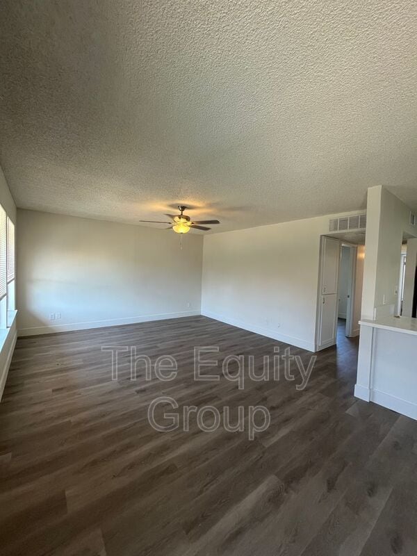 3535 W Campus Ave. in Visalia, CA - Building Photo - Building Photo