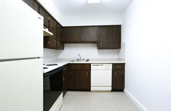 Lord Chesterfield Apartments in Framingham, MA - Building Photo - Interior Photo