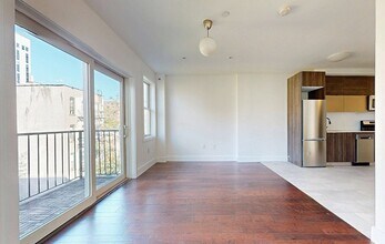 West 122nd Street in New York, NY - Building Photo - Building Photo