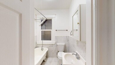 1303 Leavenworth St in San Francisco, CA - Building Photo - Building Photo