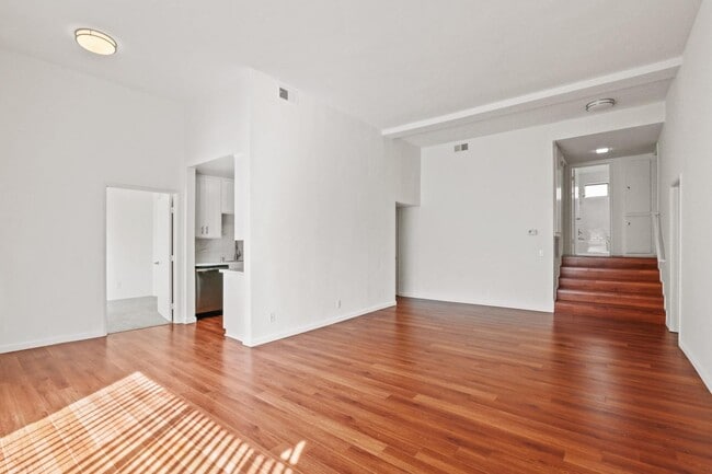 Eastborne Avenue Apartments