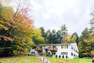 20 Fairbanks St, Unit 5 in Augusta, ME - Building Photo - Building Photo