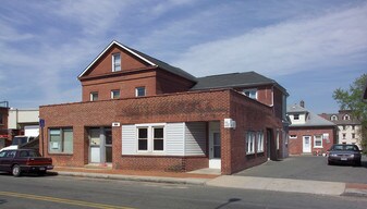 109-111 Exchange St in Chicopee, MA - Building Photo