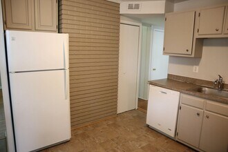 5904 Lemay Rd in Rockville, MD - Building Photo - Building Photo