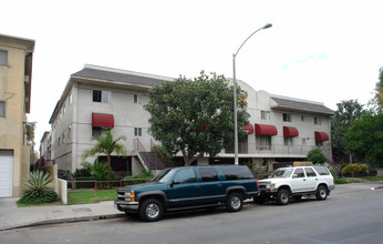 Cedros Regency in Panorama City, CA - Building Photo - Building Photo