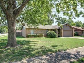 4301 S Elm St in Broken Arrow, OK - Building Photo - Building Photo