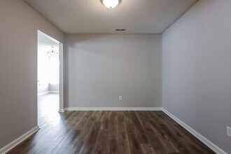 5660 Dollar Run Ln in Indianapolis, IN - Building Photo - Building Photo