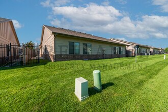 13609 Hunters View St in Wichita, KS - Building Photo - Building Photo