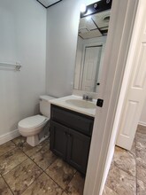 704 S 2nd St, Unit 3 in Williamsburg, KY - Foto de edificio - Building Photo