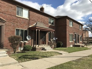 Covington Terrace in Detroit, MI - Building Photo - Building Photo