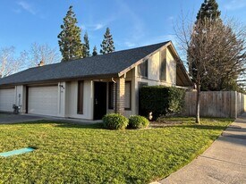 5332-5332 Angelina Ave in Carmichael, CA - Building Photo