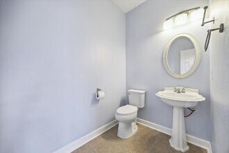 16706 Wilsons Creek Ln in Houston, TX - Building Photo - Building Photo