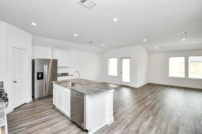 property at 1123 Briscoe Ct