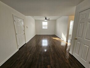 4034 N Milwaukee Ave in Chicago, IL - Building Photo - Building Photo